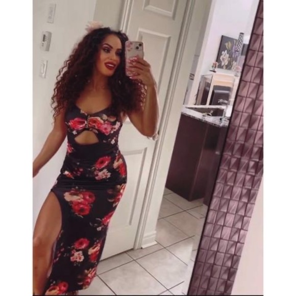 Meet your Posher, Stephanie - Picture 1 of 1